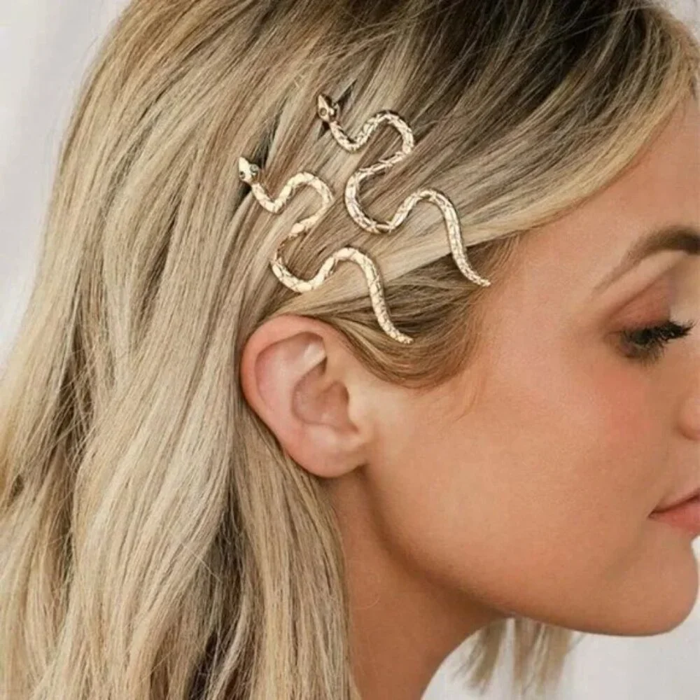 Minimal Gold Hair Clips
